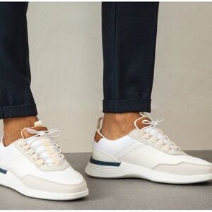 Wolf and Shepherd Crossover Victory Trainer Sneakers  Men 7/ Women 9